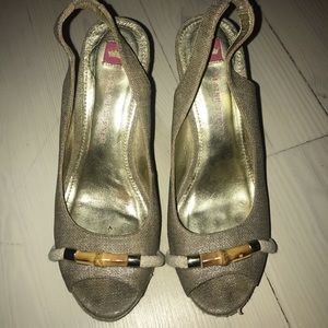 Elaine Turner Gold Espadrille Wedge - Size 7